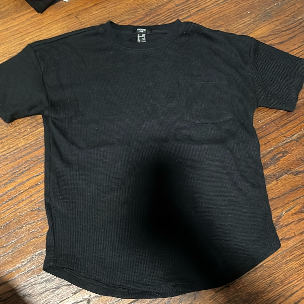 Black shirt